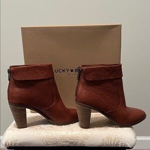 Lucky Brand Women's Brown Ankle Boots